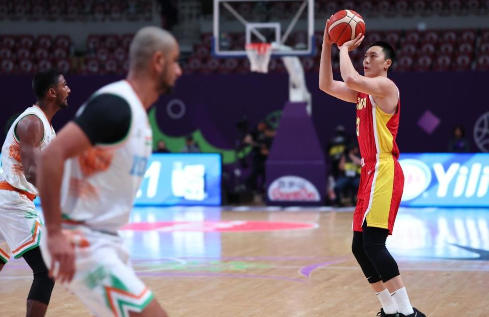 胡金秋两个, 打能力, fZmaS