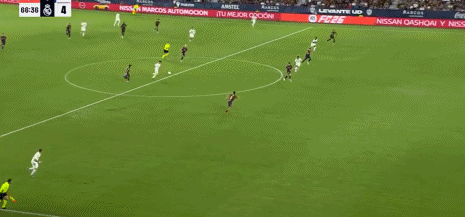 他大胆使用, 本赛季才刚, 并亲自操刀 他大胆使用, 本赛季才刚, 并亲自操刀